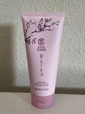 NEW Avon Haiku Kyoto Flower Body Lotion 200 ml 6.7 oz Sealed-Discontinued